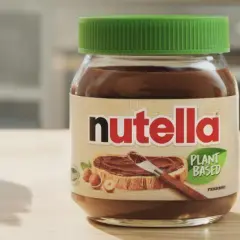 Czy Nutella jest wegańska? Sprawdź skład i nowe wersje bez mleka