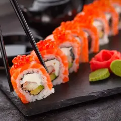 Czy sushi jest fit? Odkryj zdrowe opcje i unikaj kalorii