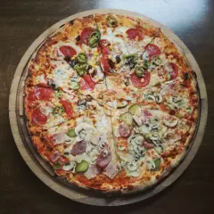Ile kalorii ma pizza wegetariańska? Zaskakujące różnice w kaloryczności
