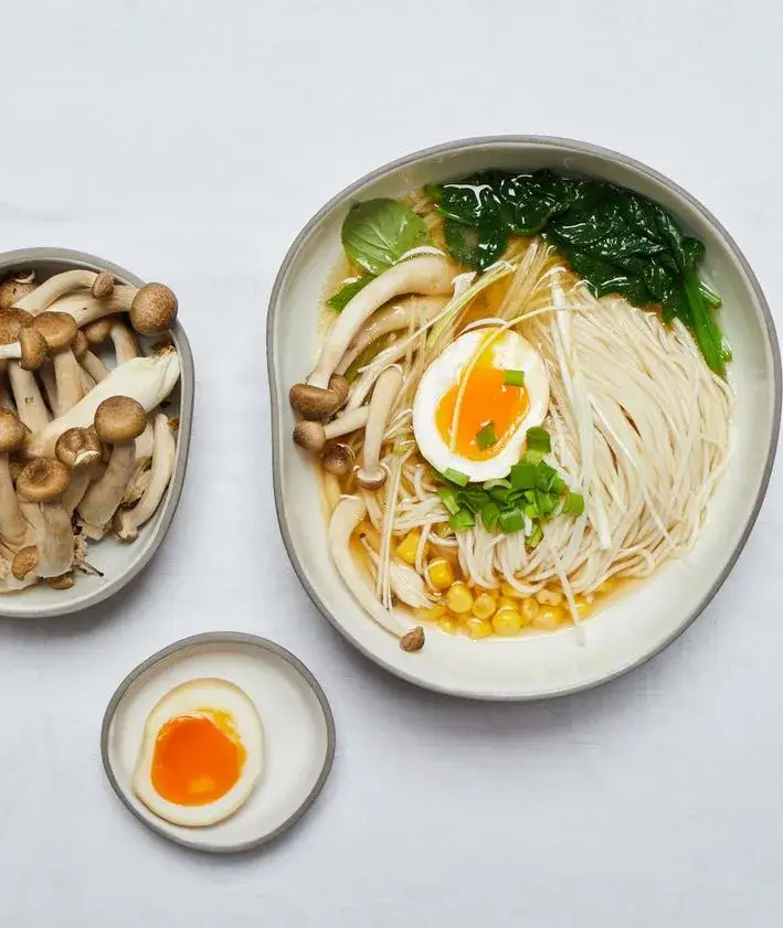 Zdjęcie Jak zrobić ramen wegetariański - prosty przepis na pyszne danie